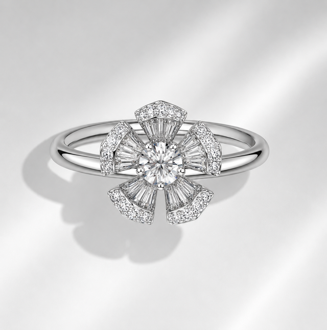 Flower Shape Dimond Ring